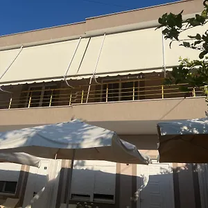 https://apartament-roel.albaniahotels.org