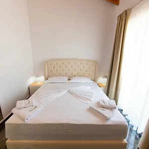 https://santa-oliva-suites.albaniahotels.org
