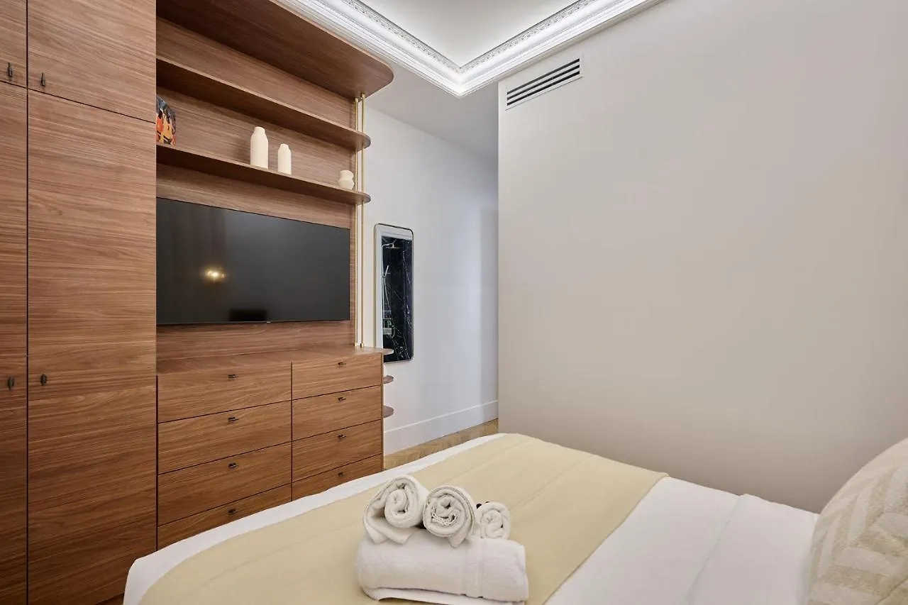 Lejlighed Apart Hotel Louvre Museum By Studio Prestige Paris