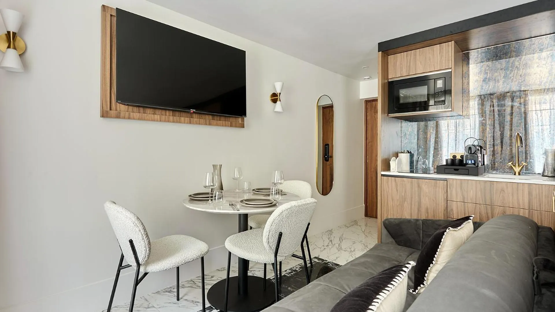 Apart Hotel Louvre Museum By Studio Prestige Paris 0*,  Frankrig